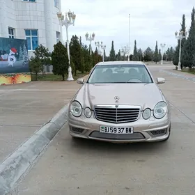 Mercedes-Benz E320 2004