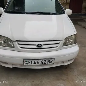 Toyota Sienna 2002