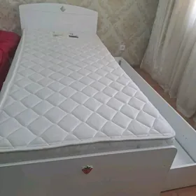 продаю турецкую кровать