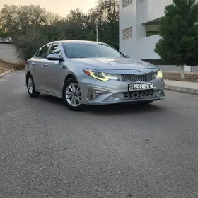 Kia Optima 2019