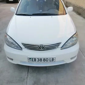 Toyota Camry 2004