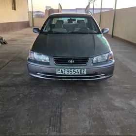 Toyota Camry 2000