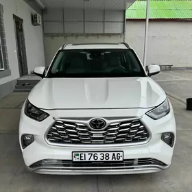 Toyota Highlander 2020