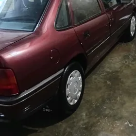 Opel Vectra 1990