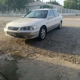 Toyota Camry 1992