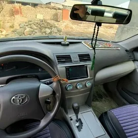 Toyota Camry 2010
