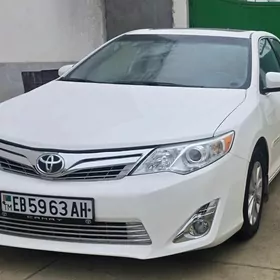 Toyota Camry 2012