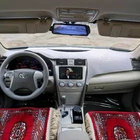 Toyota Camry 2011