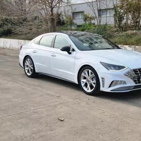 Hyundai Sonata 2021