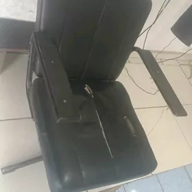 Dellekhana KRESLO (кресло)