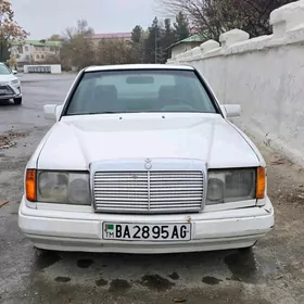Mercedes-Benz 230E 1989