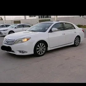Toyota Avalon 2010
