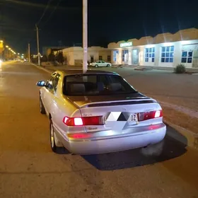Toyota Camry 2001