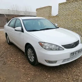 Toyota Camry 2005