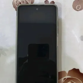 Телефон Tecno Spark C20