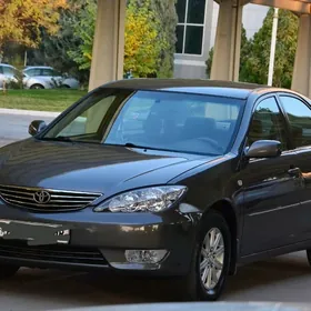 Toyota Camry 2005