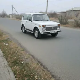 Lada Niva 1990