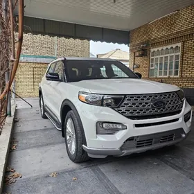 Ford Explorer 2021