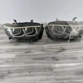 Toyota Highlander 2010 model