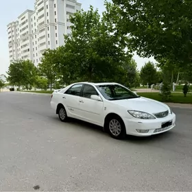 Toyota Camry 2005