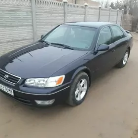 Toyota Camry 1999
