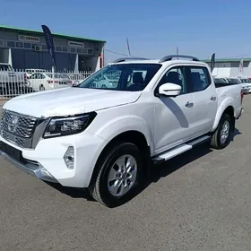 Nissan Navara 2024