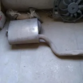 БМВ е39 глушитель