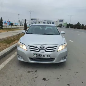 Toyota Camry 2010