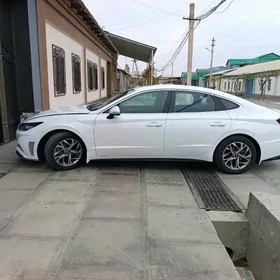 Hyundai Sonata 2021