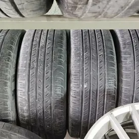 215 60 16 KUMHO teker