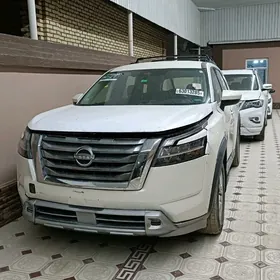 Nissan Pathfinder 2022