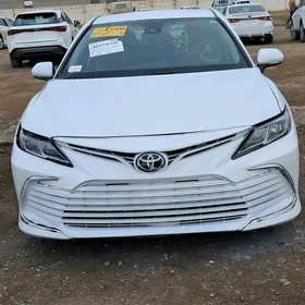 Toyota Camry 2022