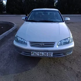 Toyota Camry 2000
