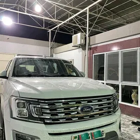 Ford Expedition 2020