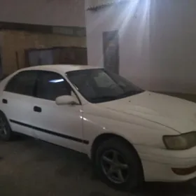 Toyota Corona 1995