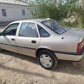 Opel Vectra 1990