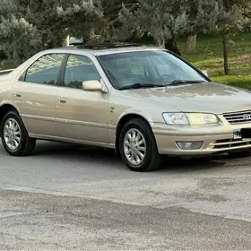 Toyota Camry 1998