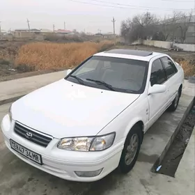 Toyota Camry 1998