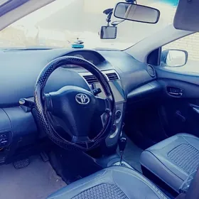 Toyota Yaris 2006