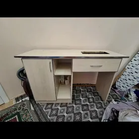 Dikin maşynyň Mebili