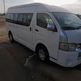 Toyota Hiace 2008