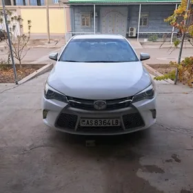 Toyota Camry 2016