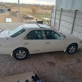 Toyota Camry 1997