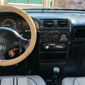 Opel Vectra 1990