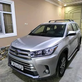 Toyota Highlander 2017