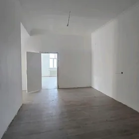 Элитка  3этаж 3ком 147м²