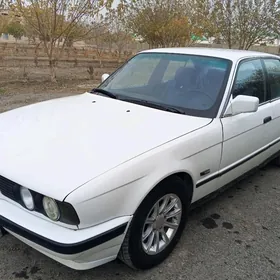 BMW 525 1989