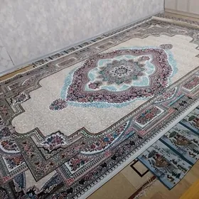 Eýran haly 700 çitim