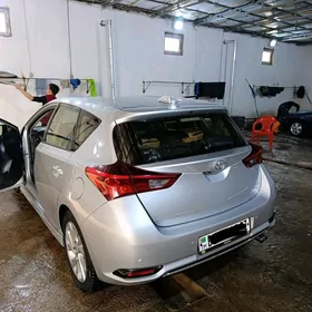 Toyota Corolla iM 2017