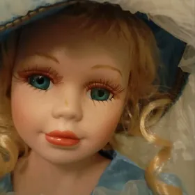 Кукла керамическая